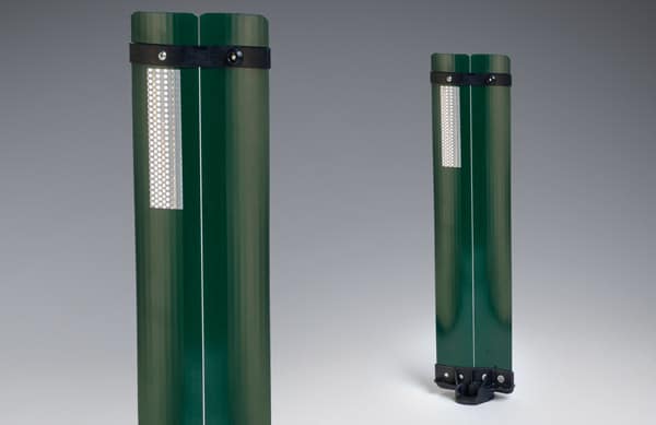 Green Glareflex posts with reflectors