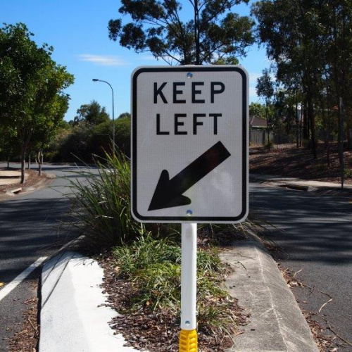 P9100639 Keep left sign on impact supports