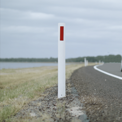 steelflex image.jpg A semi rigid guide post with reflective tips roadside in Australia